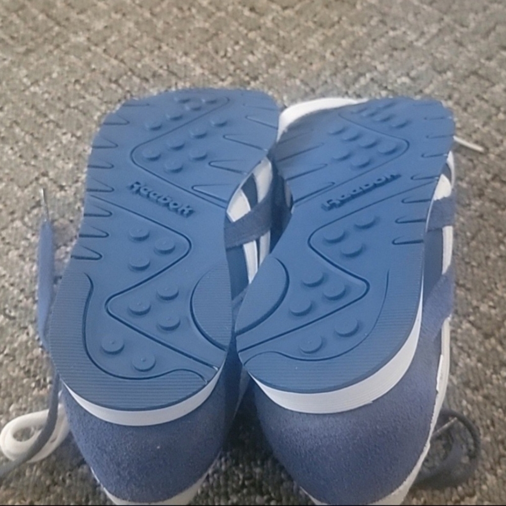 Reebok Blue and White Sneakers - Picture 6 of 8